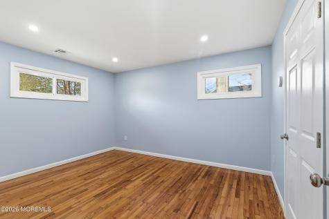 39 Blue Jay Drive Toms River NJ 08755