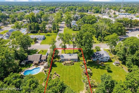 39 Blue Jay Drive Toms River NJ 08755