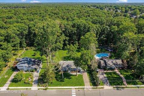 39 Blue Jay Drive Toms River NJ 08755