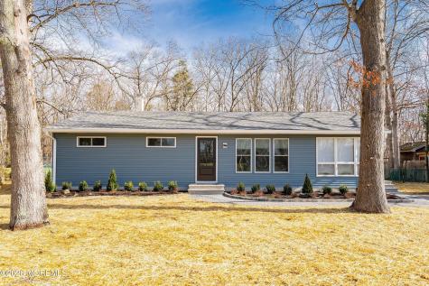 39 Blue Jay Drive Toms River NJ 08755