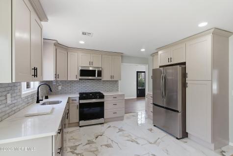 39 Blue Jay Drive Toms River NJ 08755