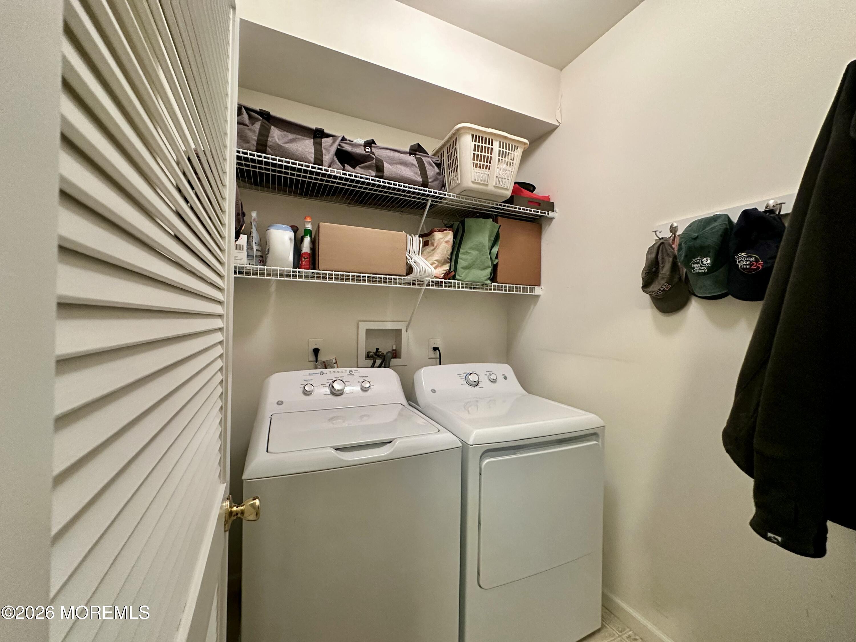 281 Hawthorne Lane Barnegat NJ 08005