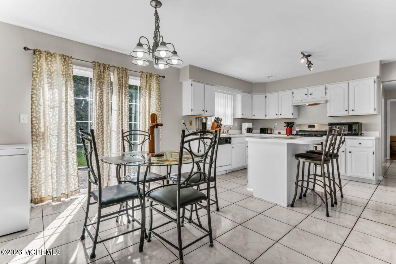 383 Meadowood Road Jackson NJ 08527