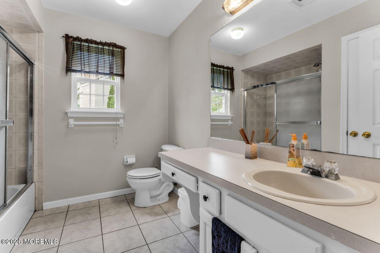 383 Meadowood Road Jackson NJ 08527