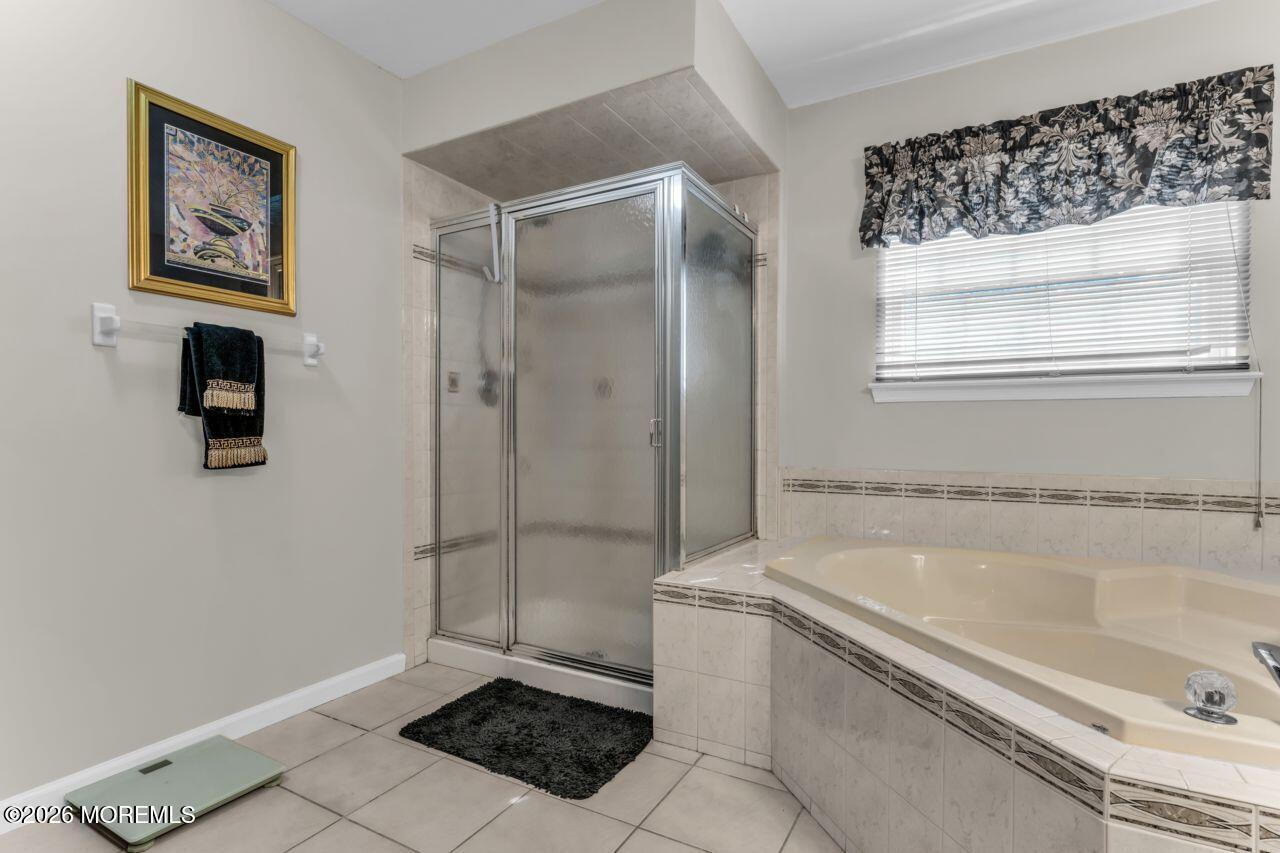 383 Meadowood Road Jackson NJ 08527