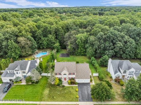 383 Meadowood Road Jackson NJ 08527