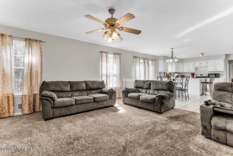 383 Meadowood Road Jackson NJ 08527