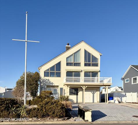 724 Newell Avenue Manahawkin NJ 08050