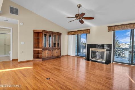 724 Newell Avenue Manahawkin NJ 08050