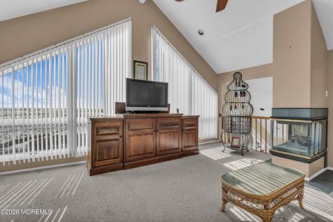 724 Newell Avenue Manahawkin NJ 08050