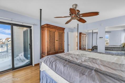 724 Newell Avenue Manahawkin NJ 08050