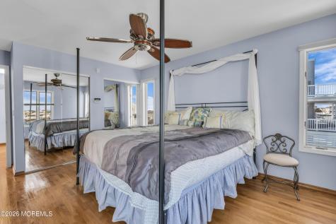 724 Newell Avenue Manahawkin NJ 08050