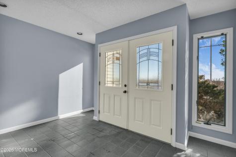 724 Newell Avenue Manahawkin NJ 08050