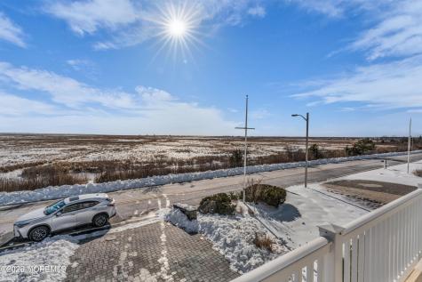 724 Newell Avenue Manahawkin NJ 08050