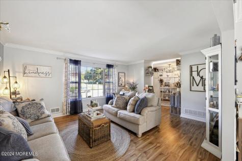 33 Bronia Street Howell NJ 07731