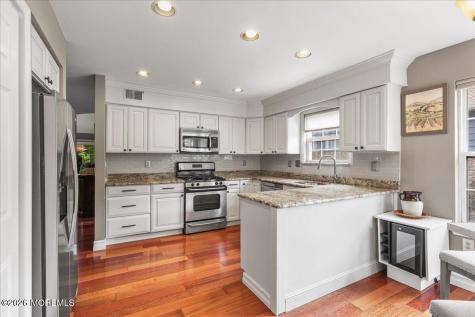 42 Fairway Boulevard Monroe NJ 08831