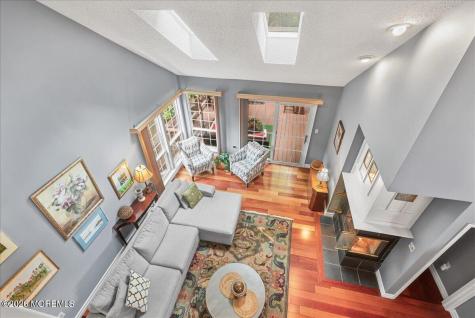 42 Fairway Boulevard Monroe NJ 08831