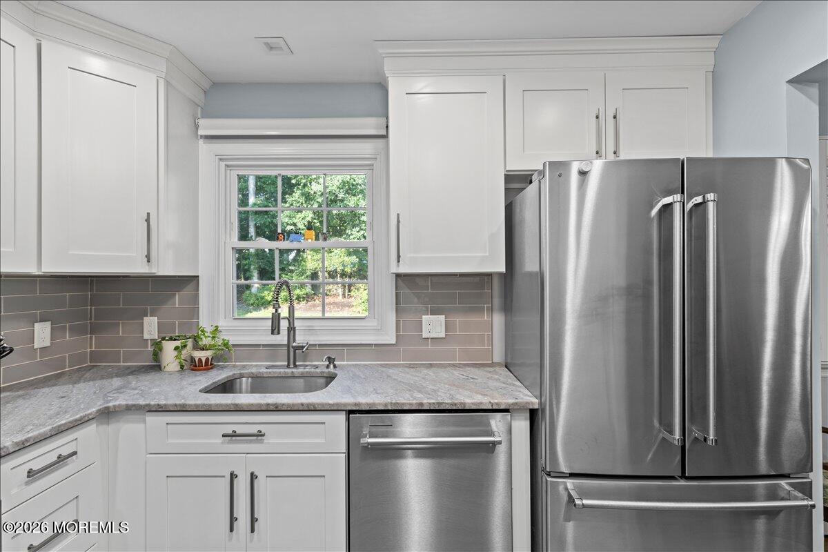 832 Bartlett Place Toms River NJ 08753