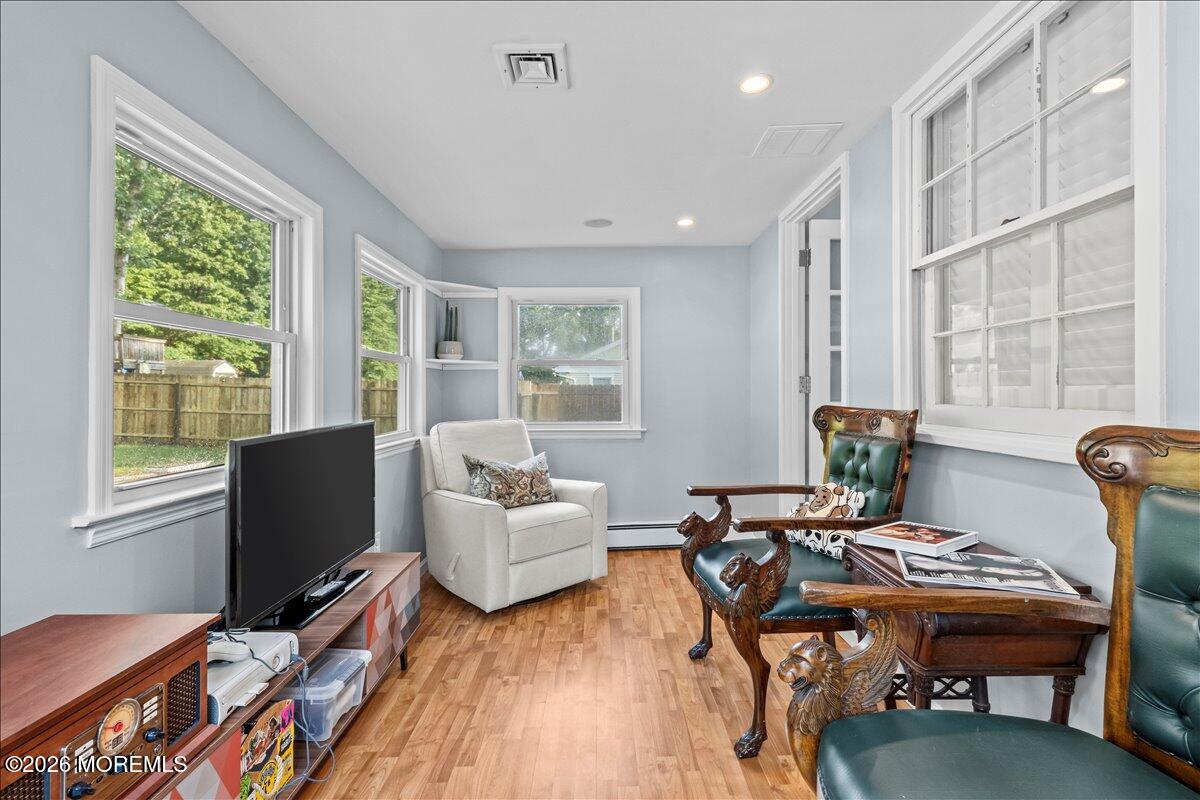 832 Bartlett Place Toms River NJ 08753