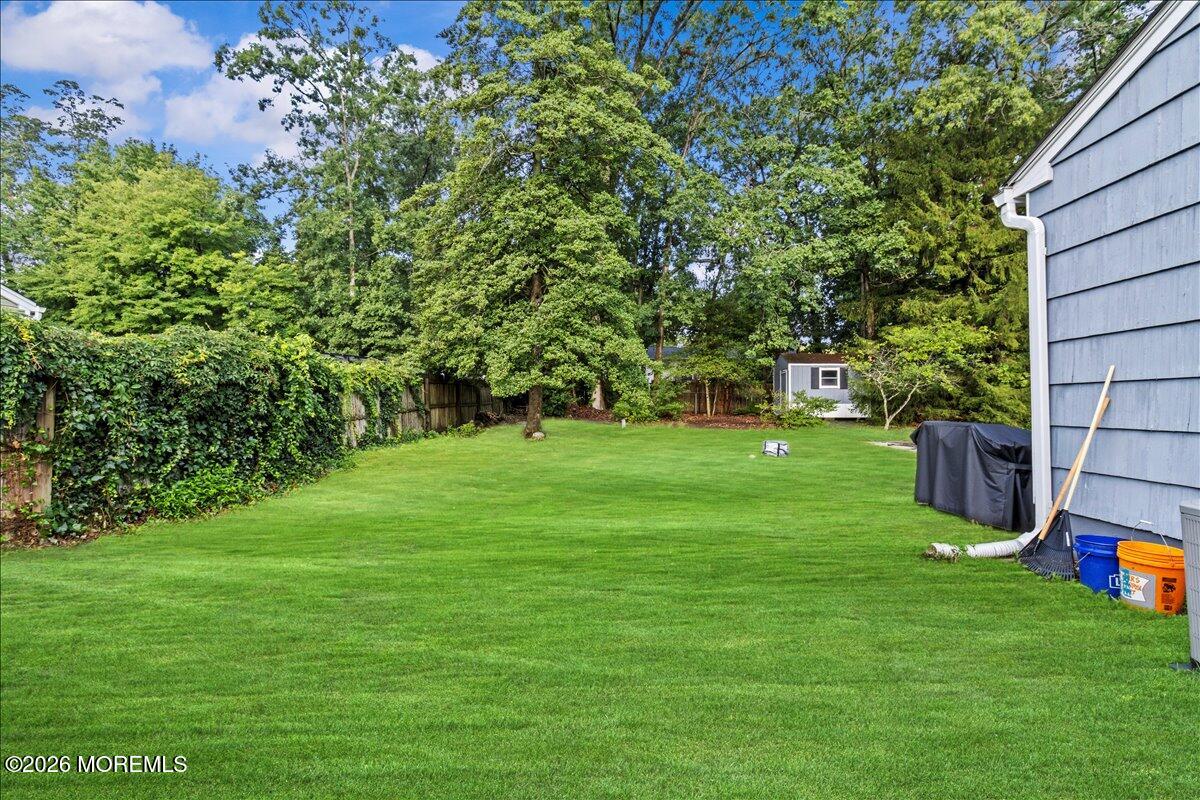 832 Bartlett Place Toms River NJ 08753