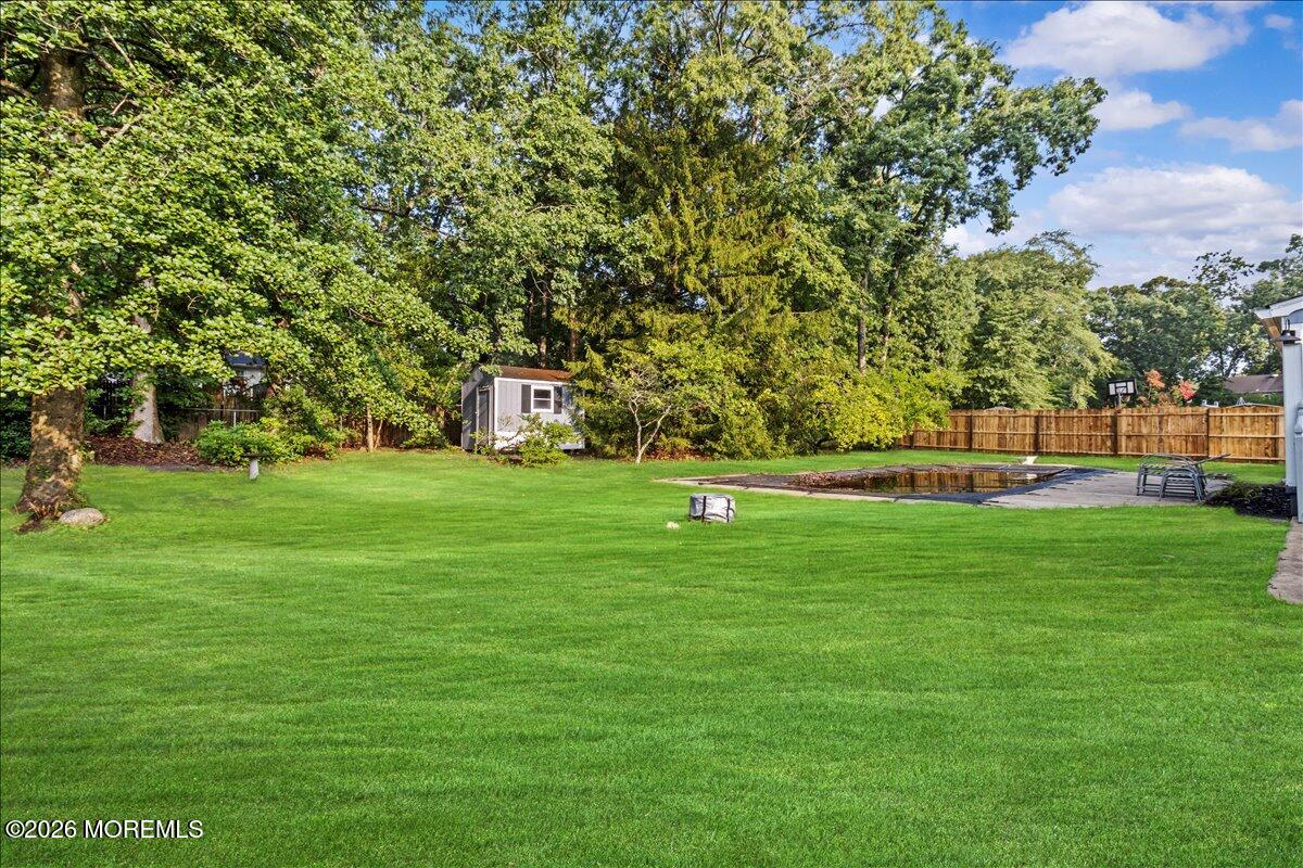 832 Bartlett Place Toms River NJ 08753