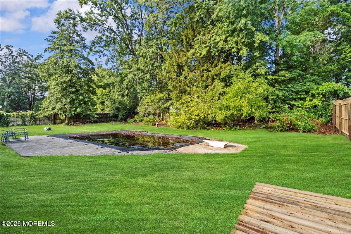 832 Bartlett Place Toms River NJ 08753