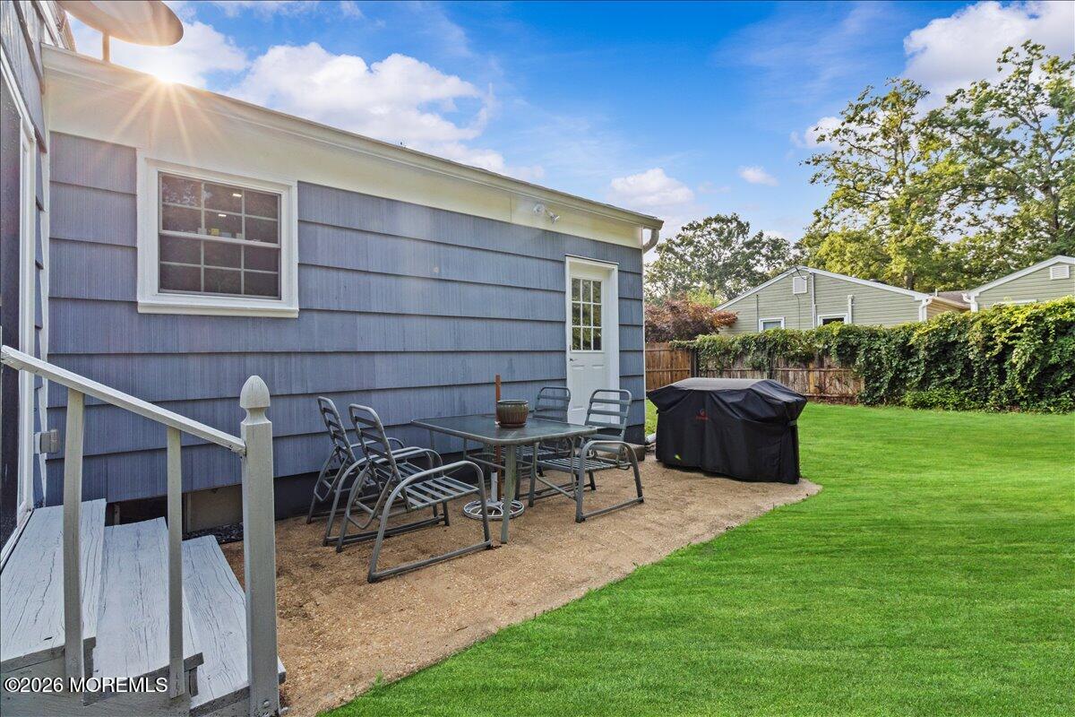 832 Bartlett Place Toms River NJ 08753