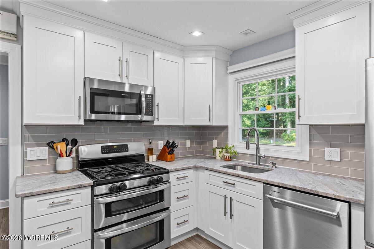 832 Bartlett Place Toms River NJ 08753