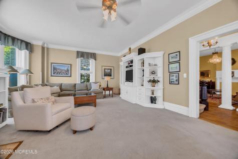 128 Green Street Woodbridge NJ 07095