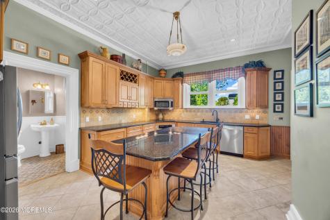 128 Green Street Woodbridge NJ 07095