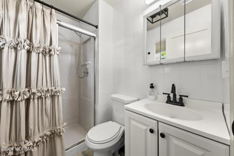 7 Edgeware Close Freehold NJ 07728