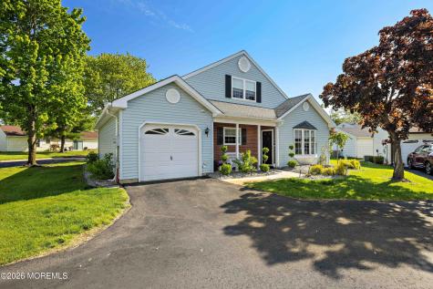 7 Edgeware Close Freehold NJ 07728