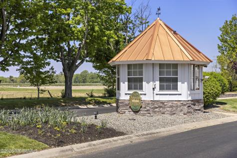 7 Edgeware Close Freehold NJ 07728