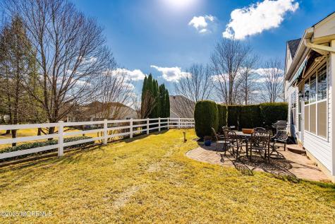 38 Tania Court Monroe NJ 08831