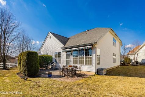 38 Tania Court Monroe NJ 08831
