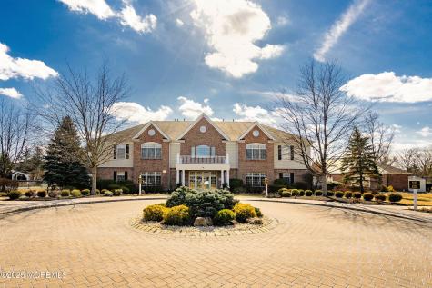 38 Tania Court Monroe NJ 08831