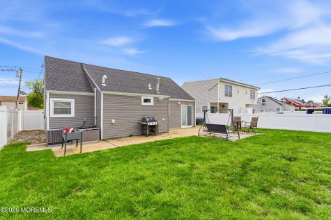 93 Marion Street Carteret NJ 07008