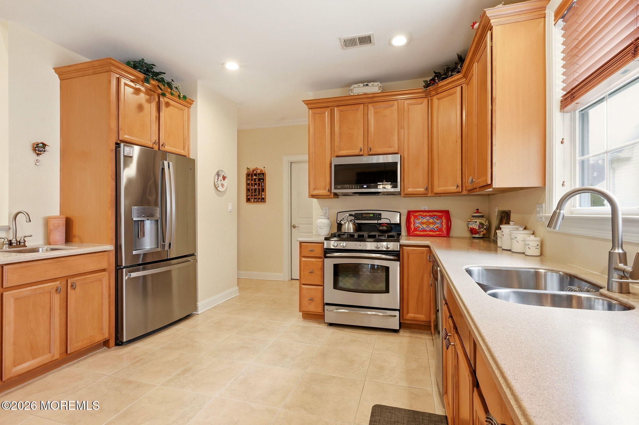 405 Edinburgh Place Marlboro NJ 07746