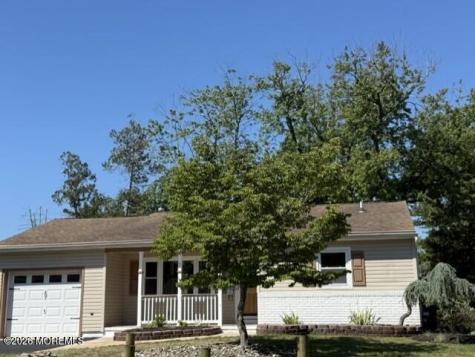 23 Stanford Drive Toms River NJ 08757