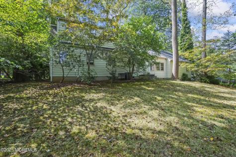 30 Rustic Terrace Fair Haven NJ 07704