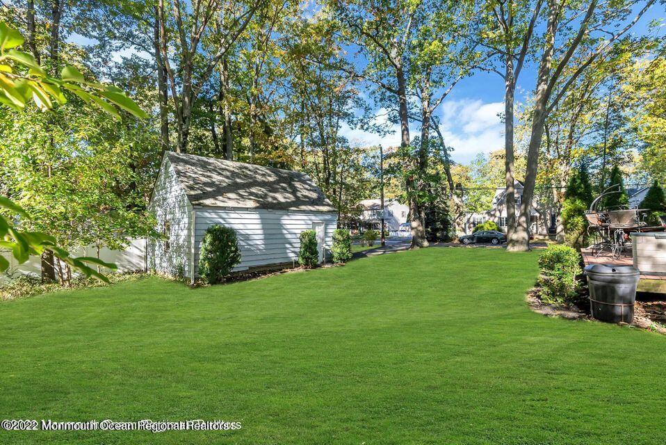 96 Whalepond Road Oakhurst NJ 07755