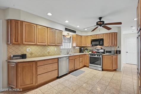 89 Essex Avenue Hazlet NJ 07734