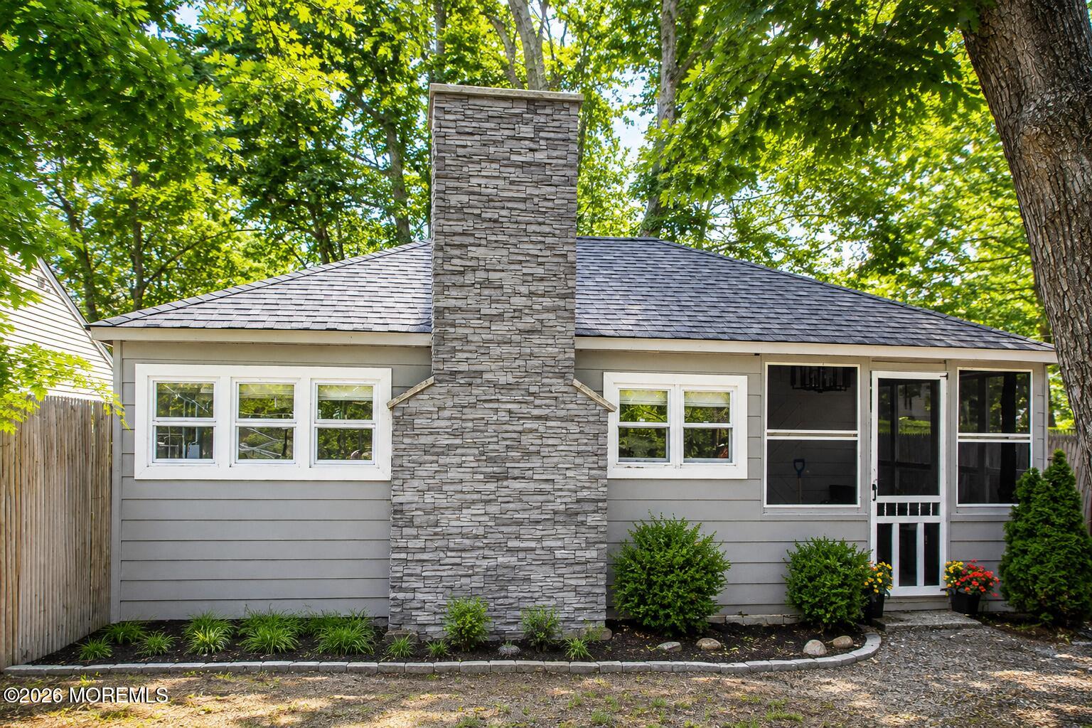 Lacey NJ, 433 Devon Street