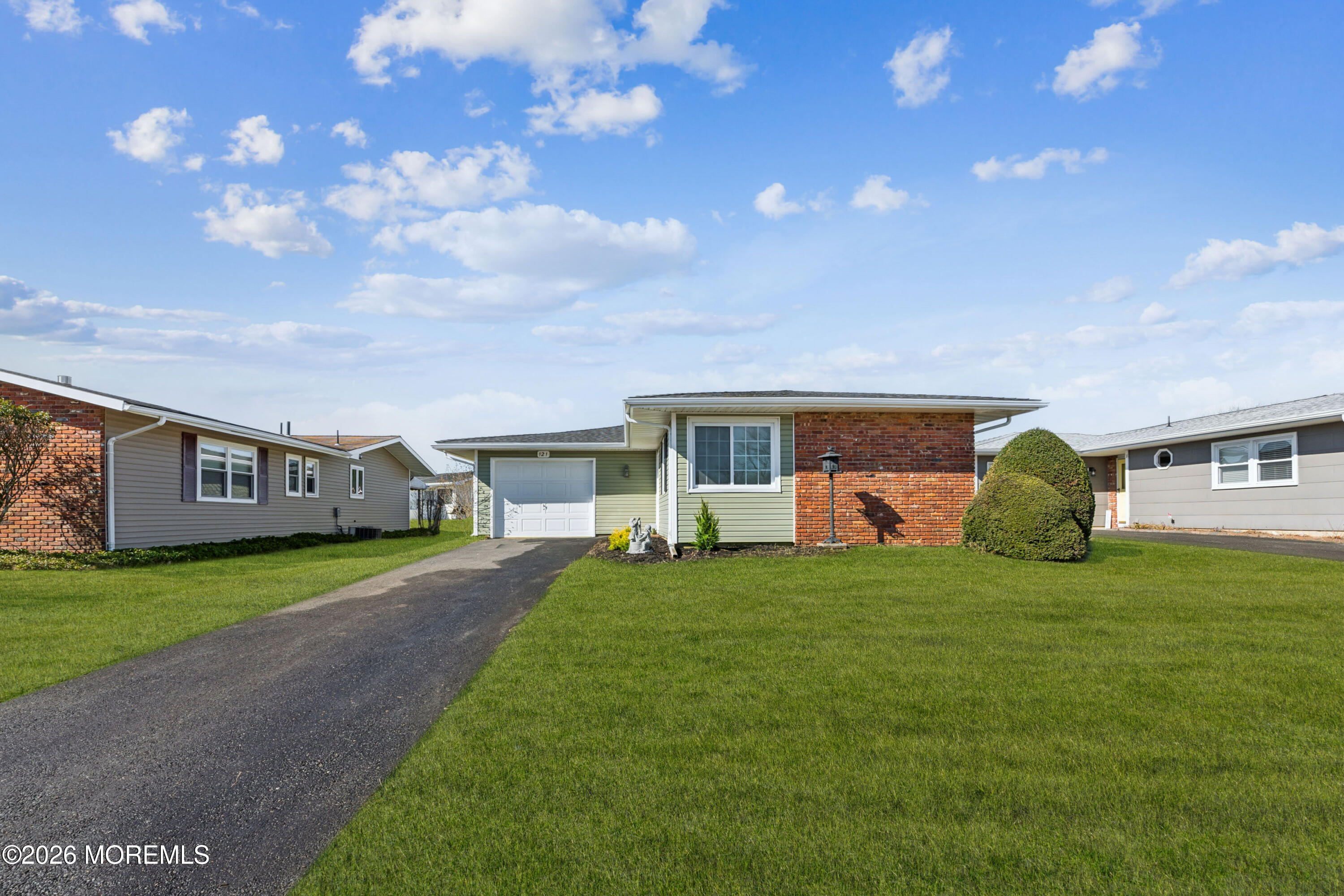 121 Whittier Road Brick NJ 08724