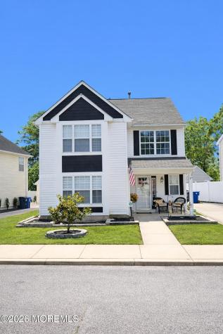 44 Messenger Court Toms River NJ 08753