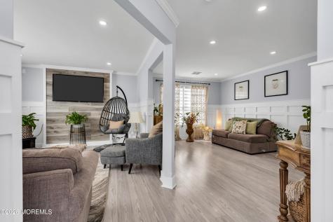 44 Messenger Court Toms River NJ 08753
