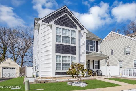 44 Messenger Court Toms River NJ 08753