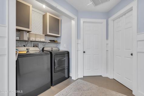 44 Messenger Court Toms River NJ 08753
