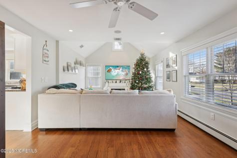1412 Bay Plaza Wall NJ 07719