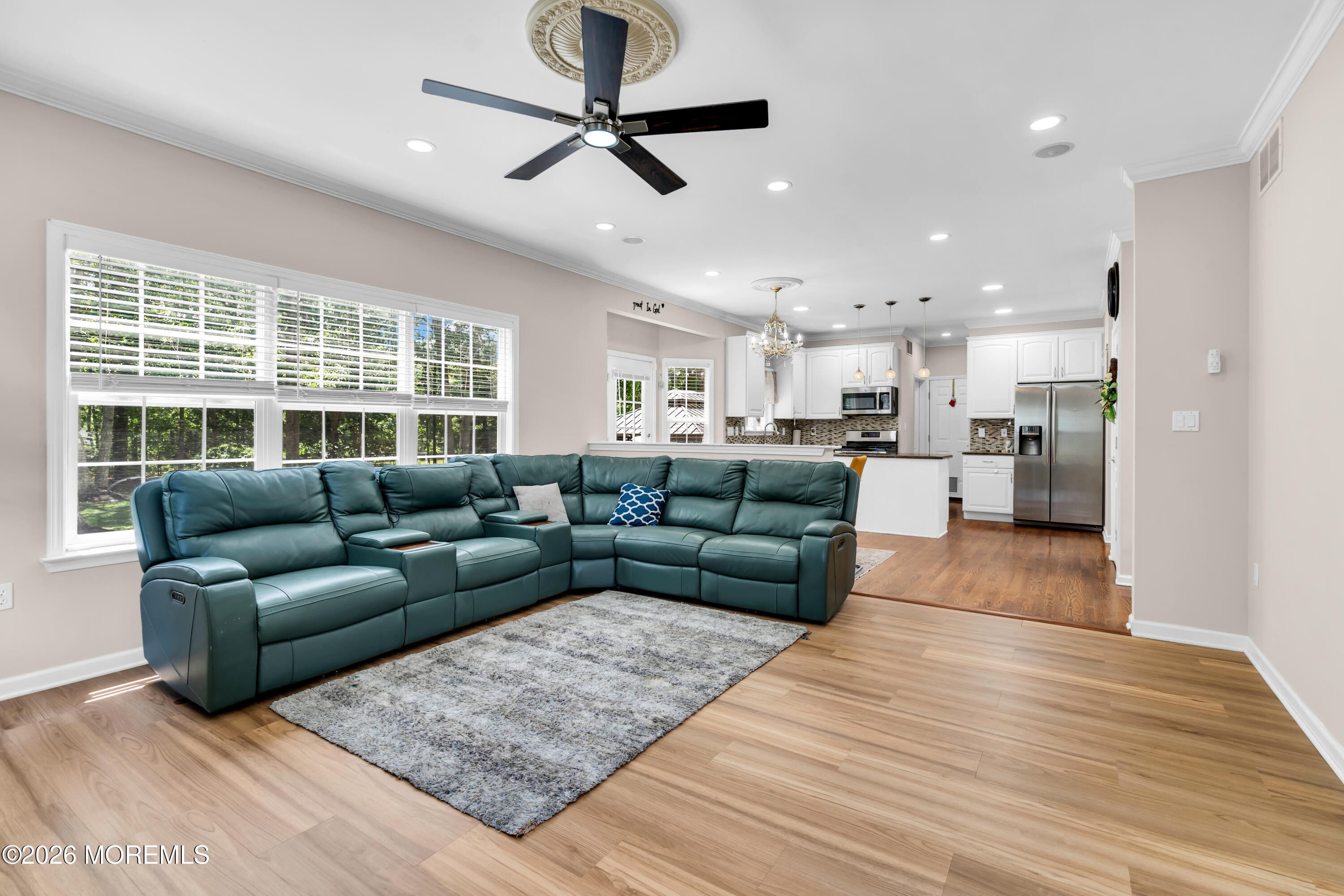 15 Susie Lane Jackson NJ 08527